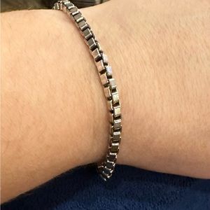 Tiffany & Co Tennis Bracelet Sterling Silver 925 Venetian Chain 7” Long